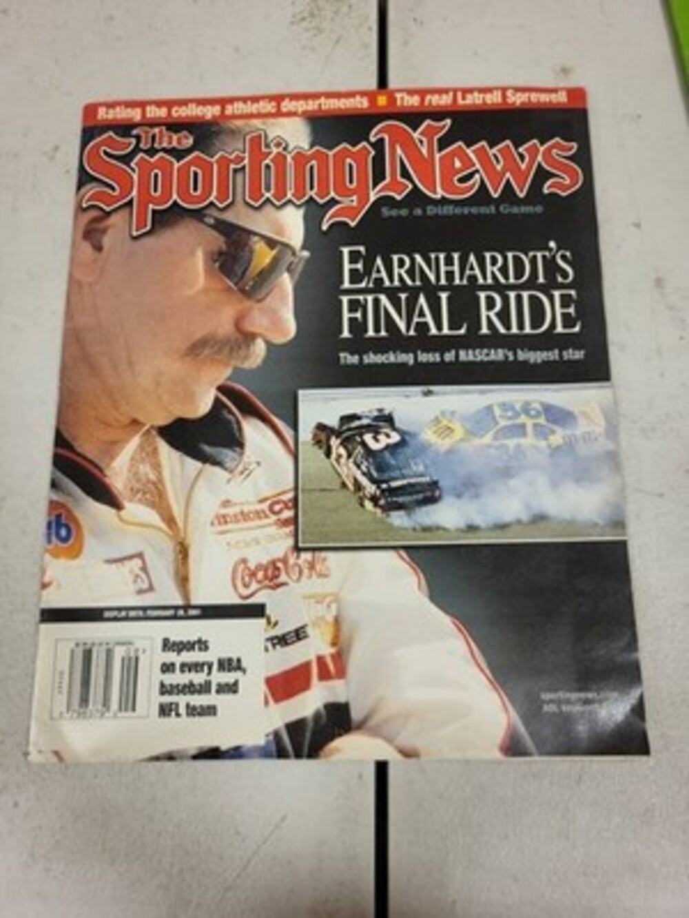 Sporting News Earnhardt's Final Ride February 26 2001 NASCAR Magazine
